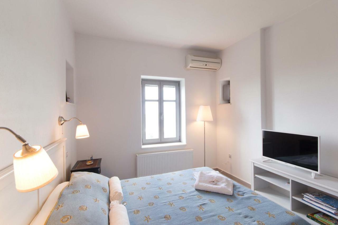 Parian Hill Residence Villa Парос Екстериор снимка